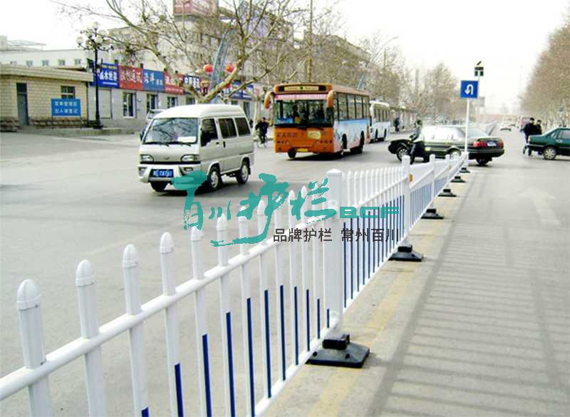 河北邢臺防跨型道路護欄工程