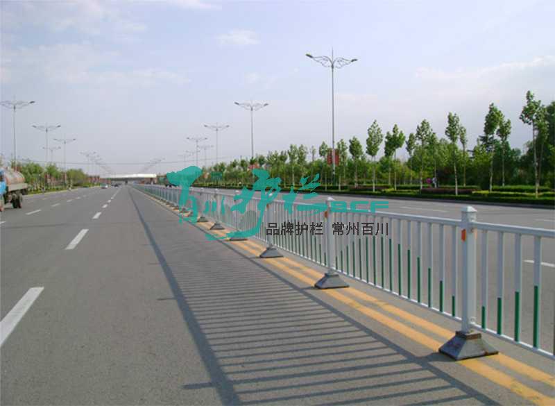 img of 濰坊經濟型道路護欄工程