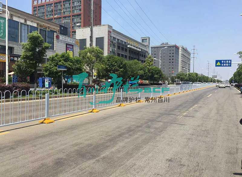 img of 京式護欄.整體熱鍍鋅護欄