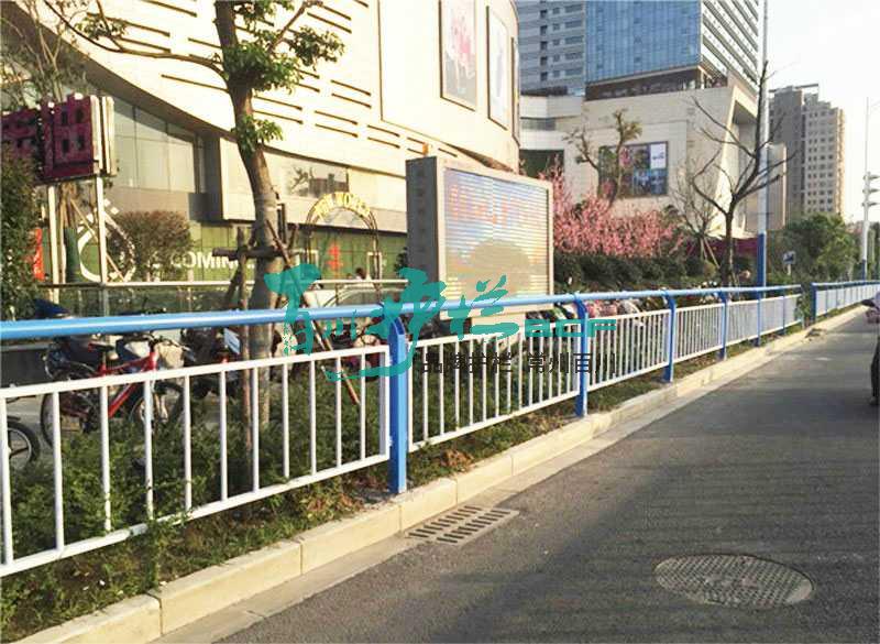 img of 常州道路邊緣護欄工程